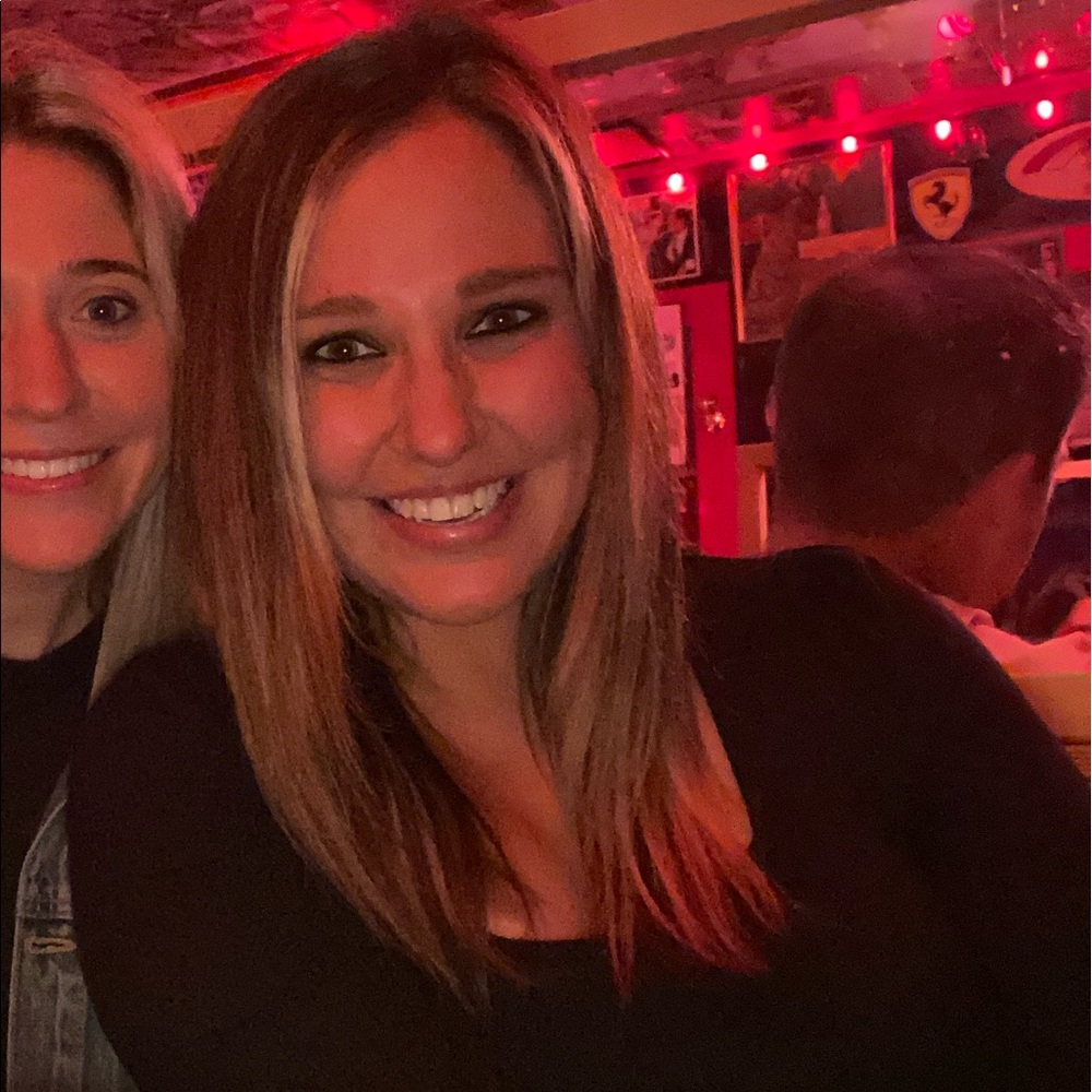 Meet your Posher, Brooke